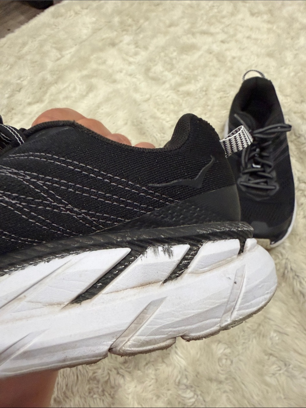 Hoka One One Clifton 6 in Black and white Mens Running Shoes
Athletic Sneakers 9 - Picture 6 of 8